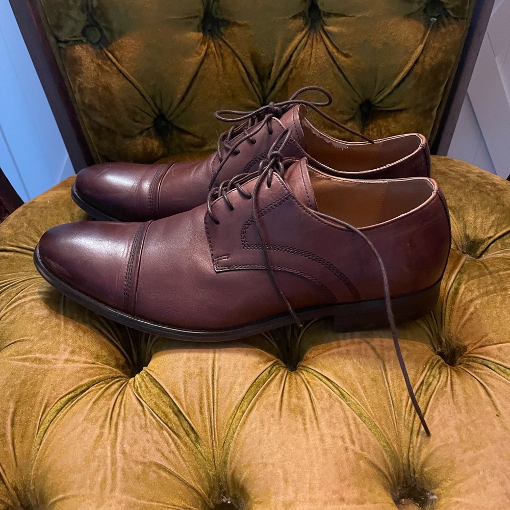 Elegant Brown Leather Men's Oxfords - Picture 7 of 11